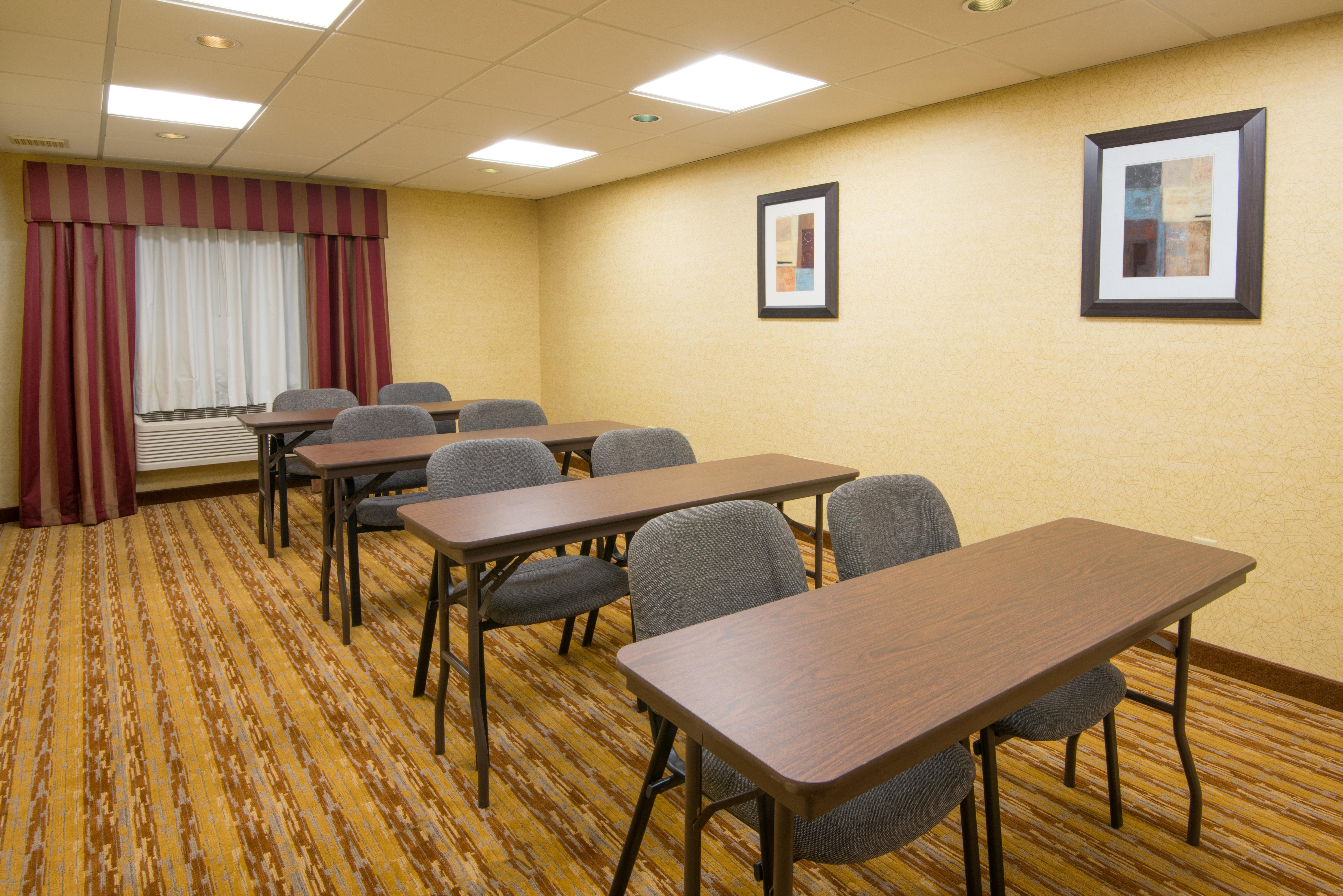 Holiday Inn Express Hotel & Suites Wauseon By Ihg Buitenkant foto