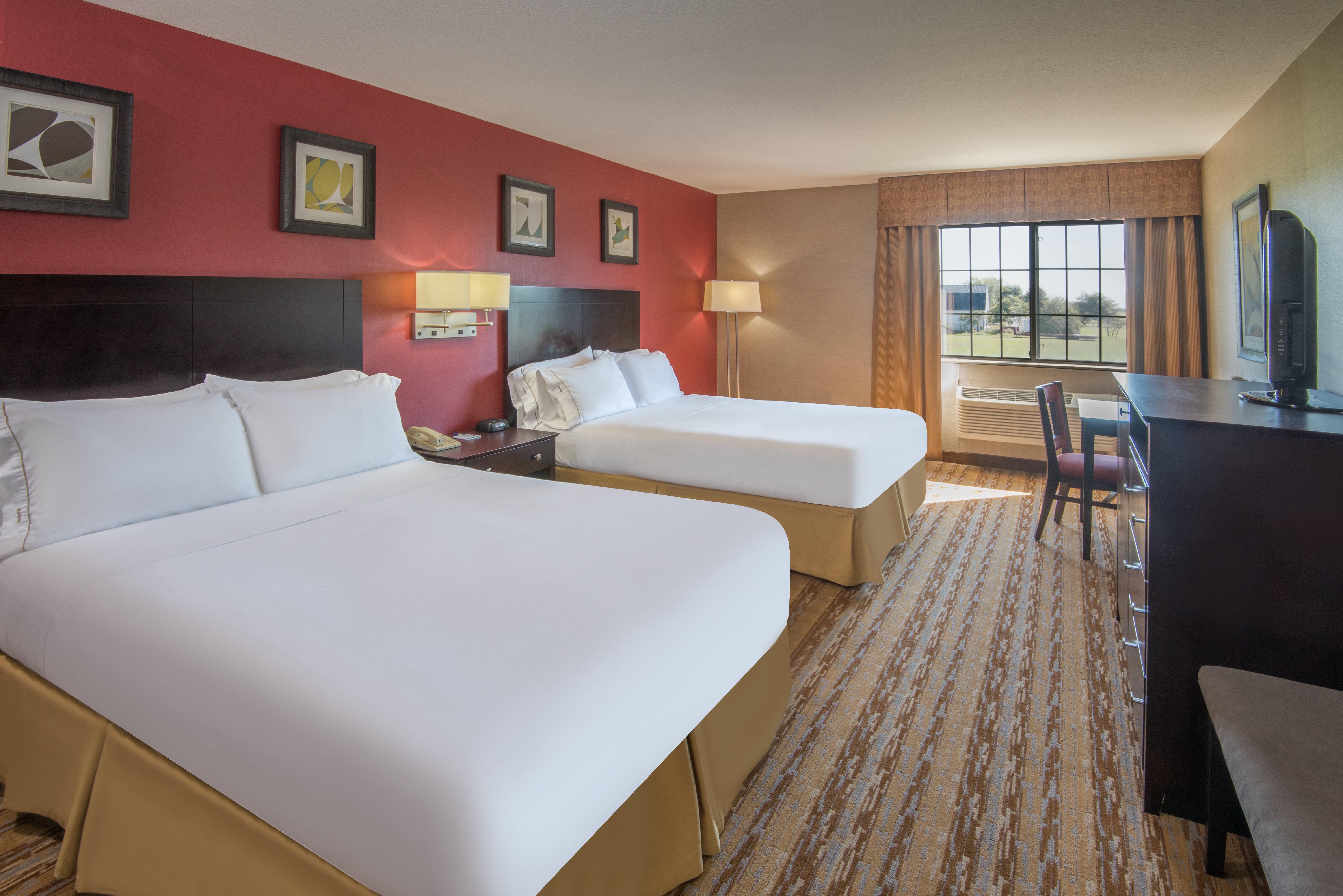 Holiday Inn Express Hotel & Suites Wauseon By Ihg Buitenkant foto