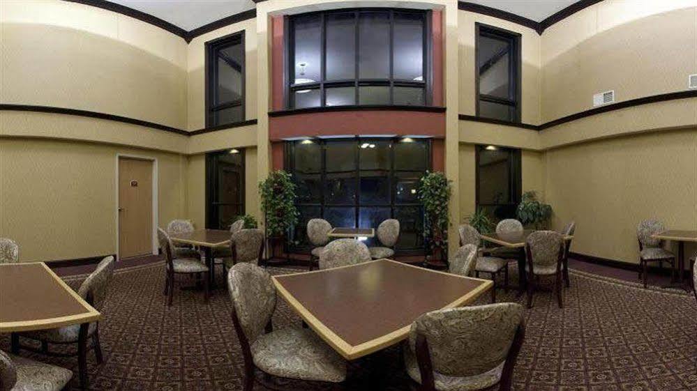 Holiday Inn Express Hotel & Suites Wauseon By Ihg Buitenkant foto
