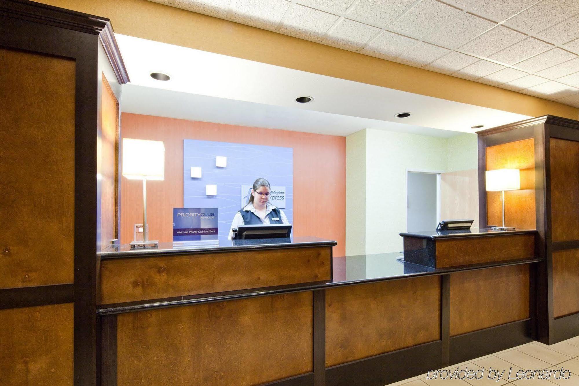 Holiday Inn Express Hotel & Suites Wauseon By Ihg Interieur foto